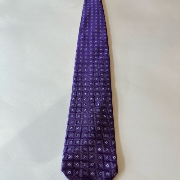 NWOT BROOKS BROTHERS “346” Pure Silk Mens Necktie Purple Abstract. - Picture 5 of 8